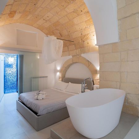 לצ'ה Dimora Barocca Luxury Suites מראה חיצוני תמונה