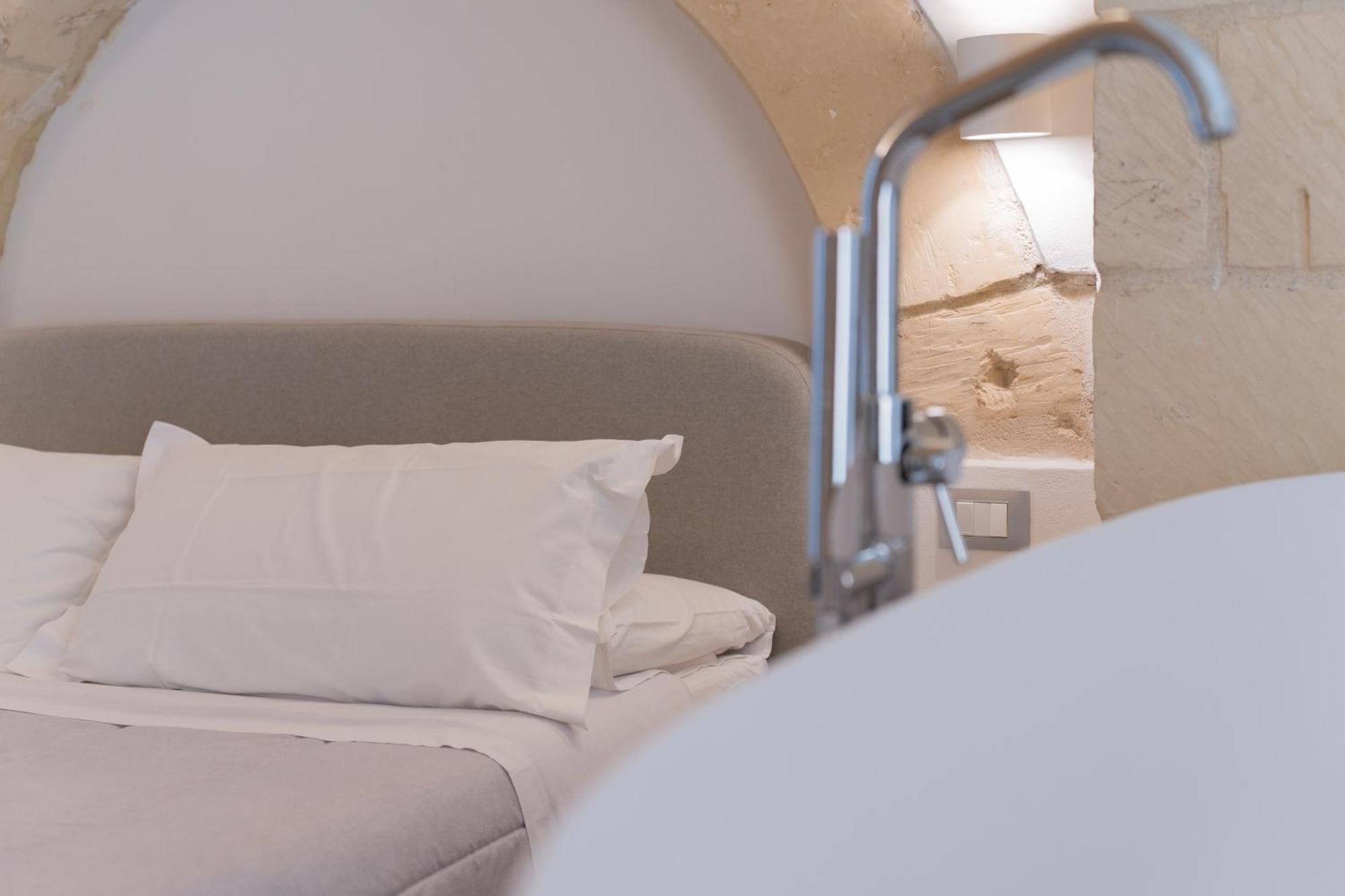 לצ'ה Dimora Barocca Luxury Suites מראה חיצוני תמונה