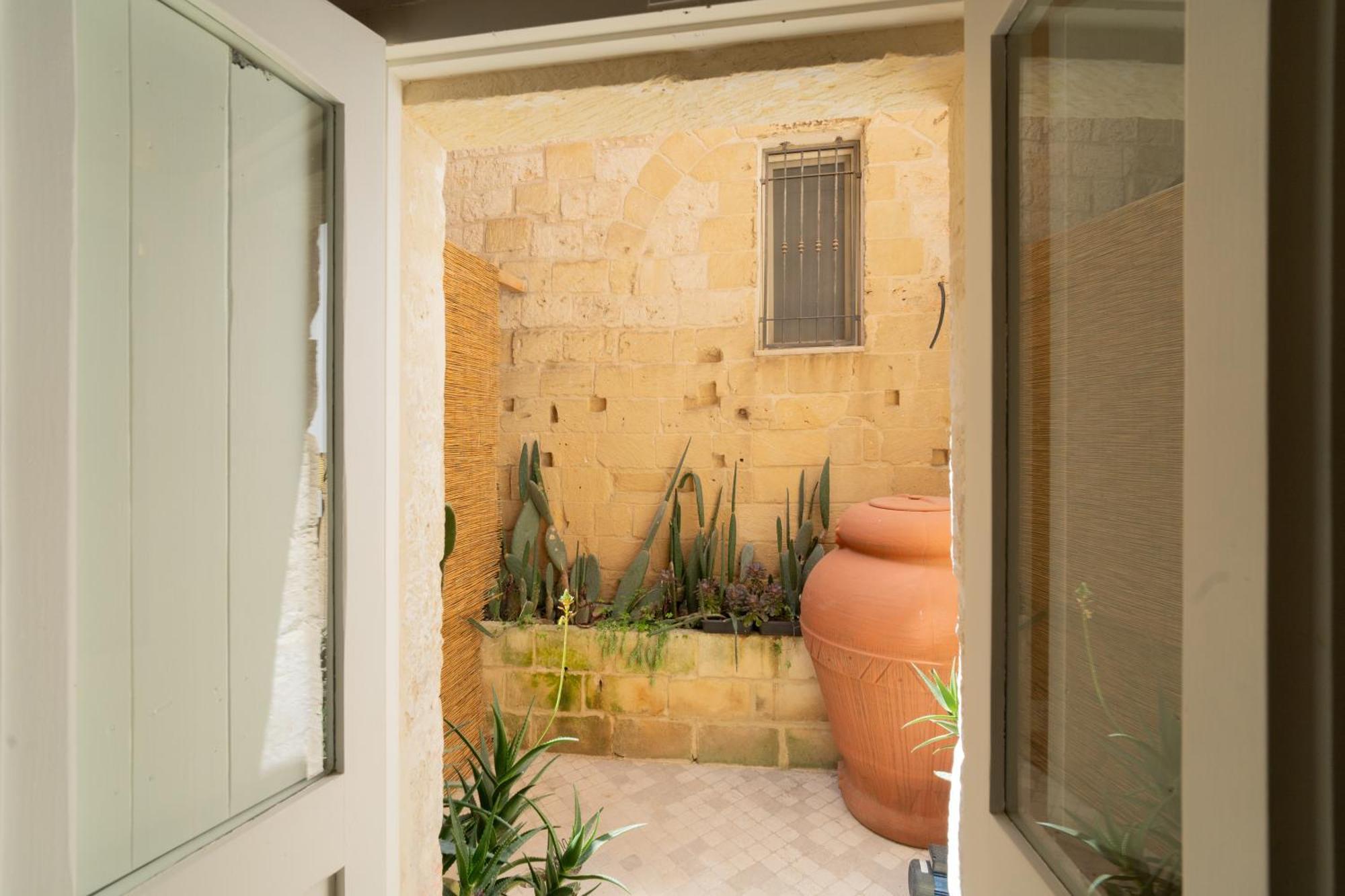 לצ'ה Dimora Barocca Luxury Suites מראה חיצוני תמונה